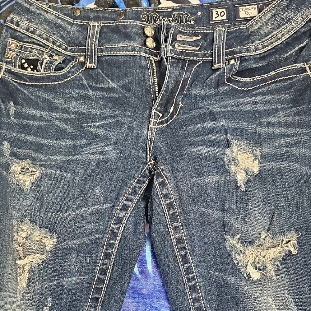 Miss Me Women's Boot Cut Jeans in Distressed Blue